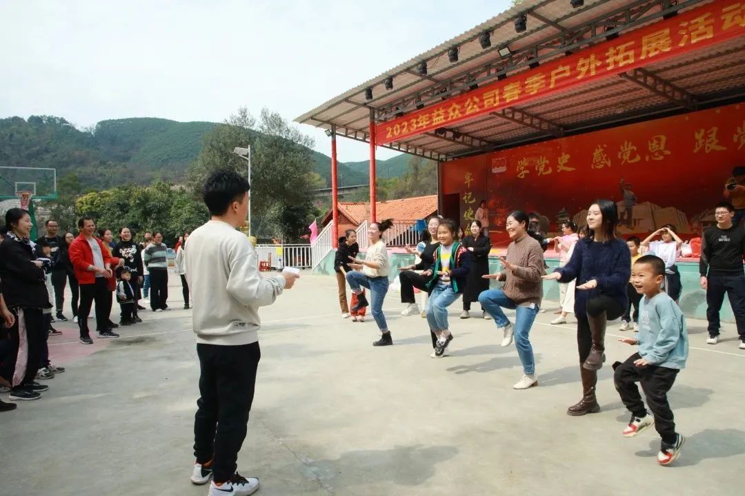 春游1-4